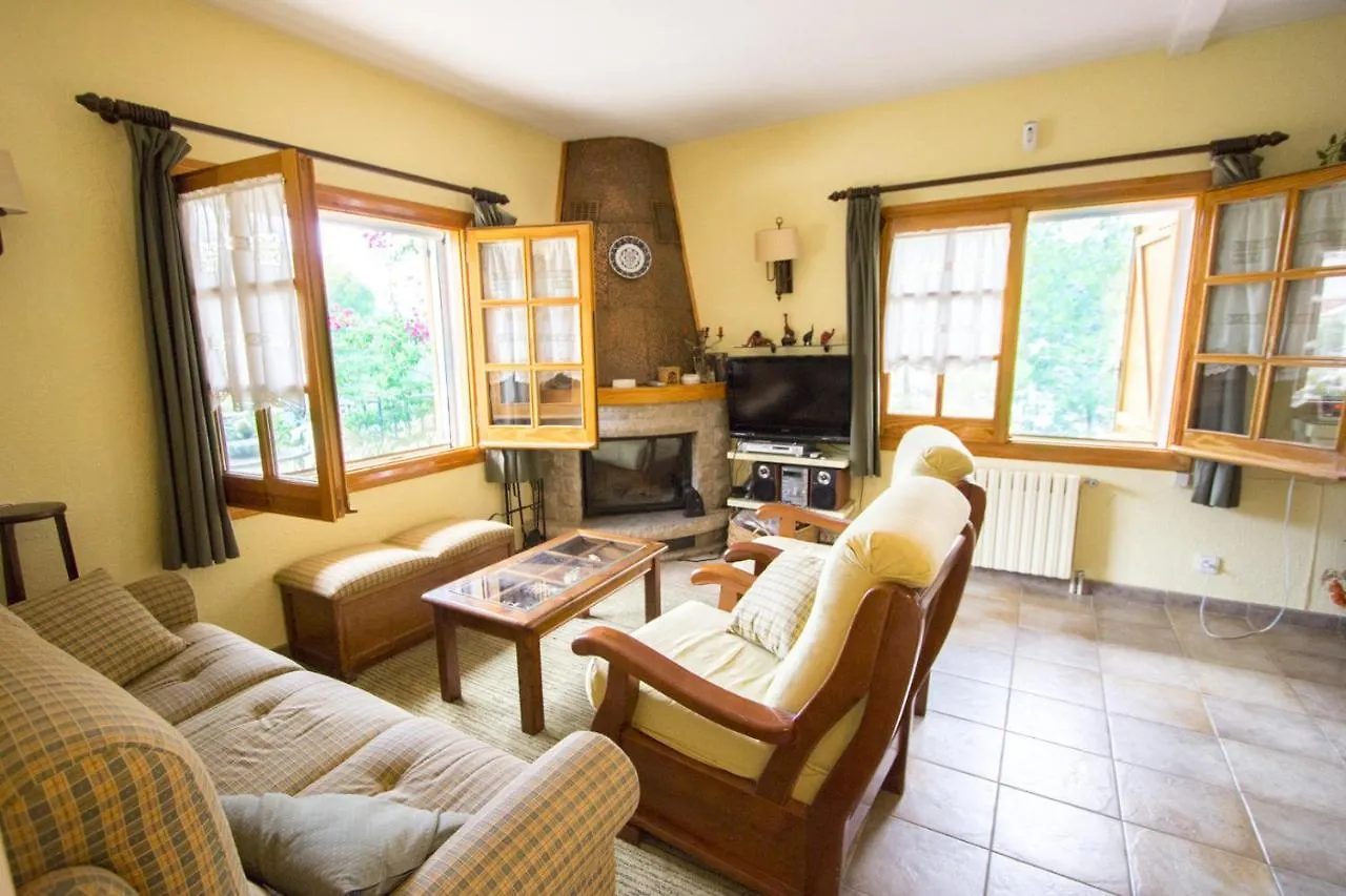 Catalunya Casas Private Paradise - Hop, Skip Or Jump To Barcelona! Cervello